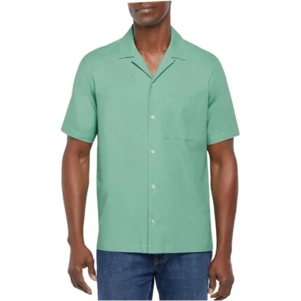 GAP Men’s Linen Blend Button Down Shirt